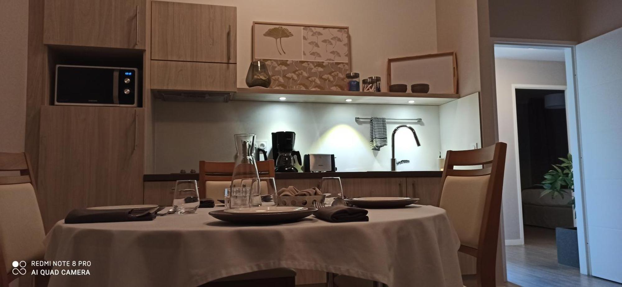 Domitys - Le Manoir Apartment Perignat-les-Sarlieve Room photo