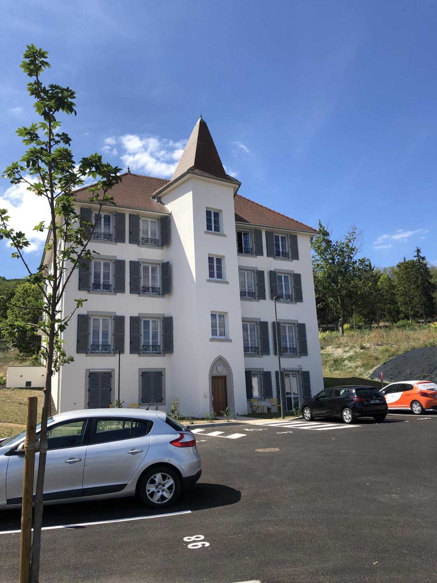 Domitys - Le Manoir Apartment Perignat-les-Sarlieve Exterior photo